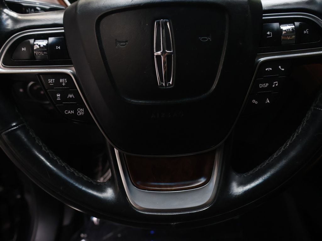 Used 2020 Lincoln Nautilus Black Label w/ Cargo Utility Package AWD/4WD image 18