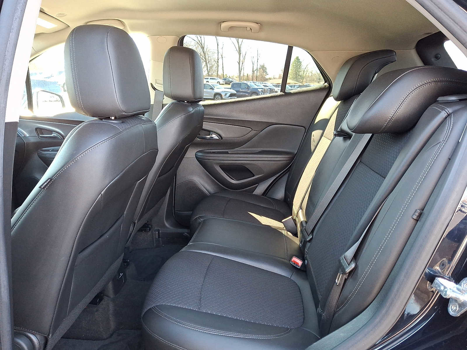 Certified 2022 Buick Encore Preferred w/ Safety Package image 10