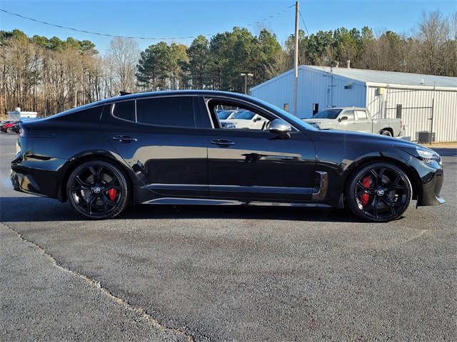 Used 2019 Kia Stinger GT2 image 2