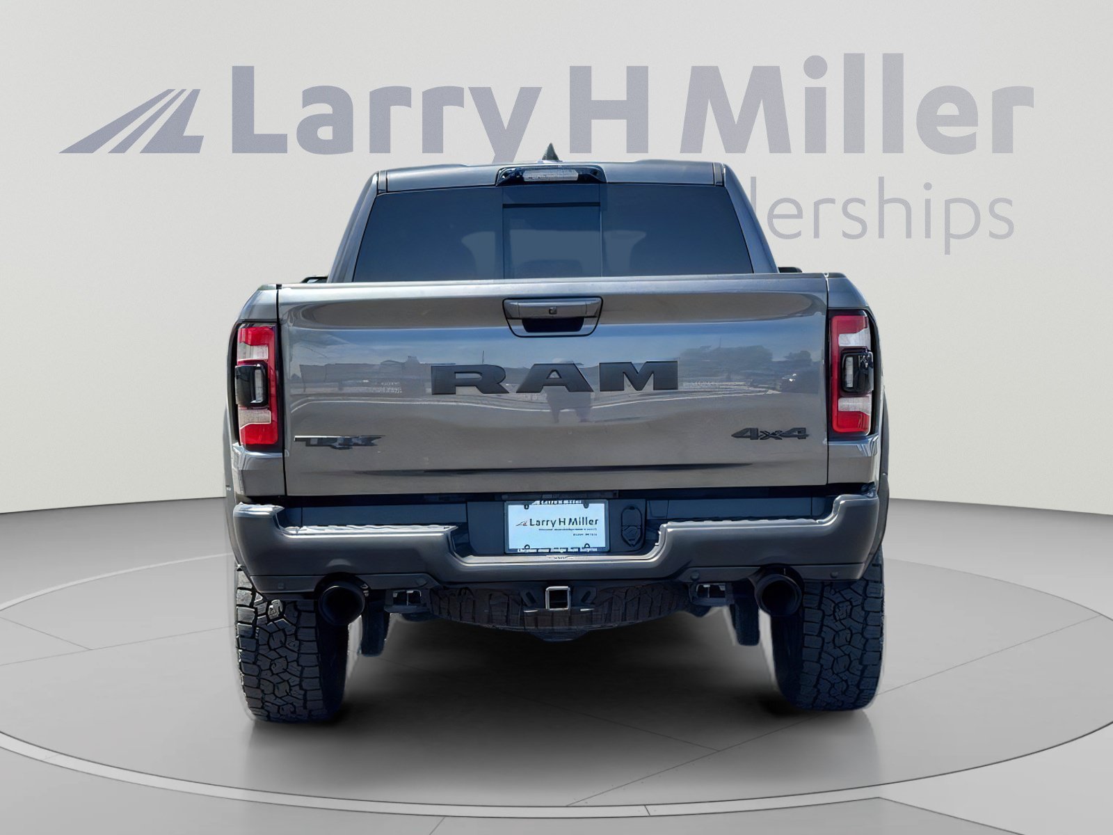 Used 2022 RAM 1500 TRX w/ TRX Level 2 Equipment Group AWD/4WD image 5