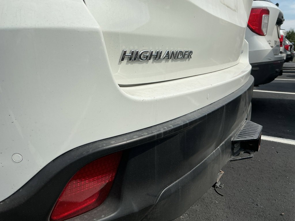Used 2019 Toyota Highlander Limited Platinum AWD/4WD image 9