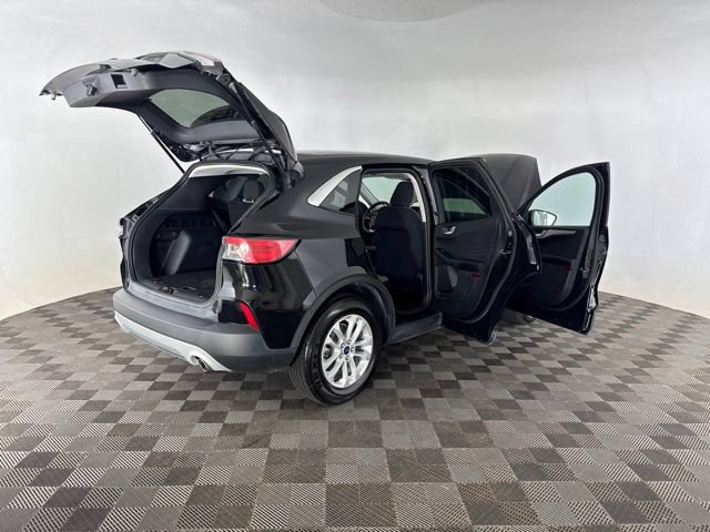 Used 2021 Ford Escape SE FWD image 14