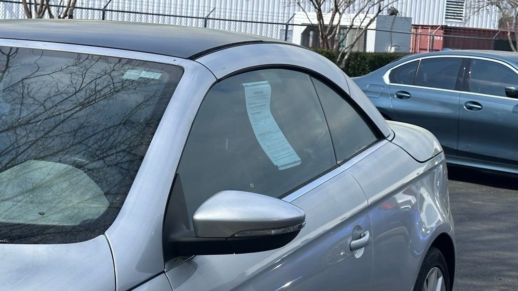 Used 2015 Volkswagen Eos Komfort image 11