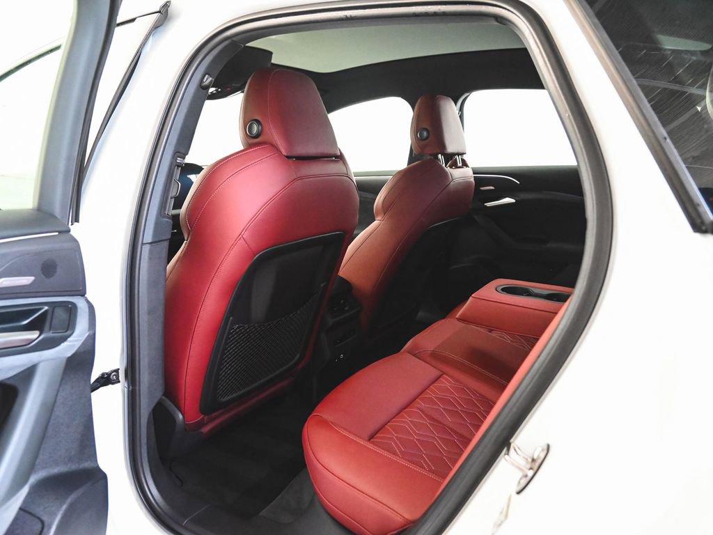 Used 2025 Audi S6 e-tron Prestige w/ 21" Black Optic Package AWD/4WD image 34