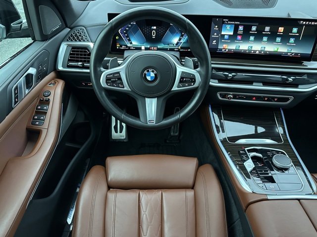 Used 2024 BMW X5 xDrive40i w/ M Sport Package image 12