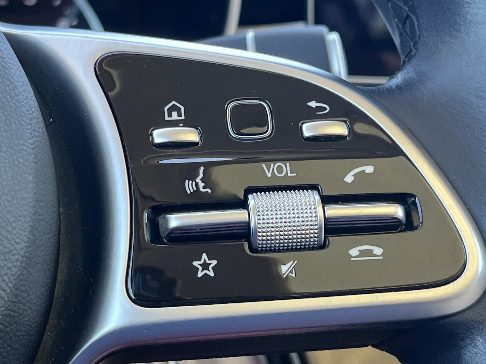Certified 2021 Mercedes-Benz GLC 300 image 29