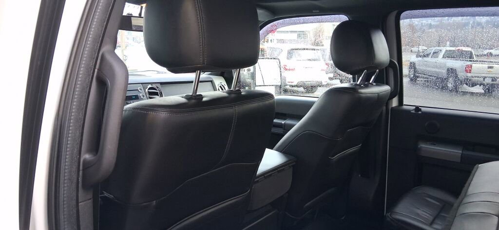 Used 2012 Ford F350 Lariat w/ Chrome Pkg image 19