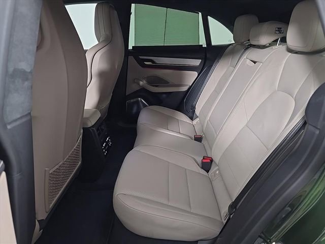 Certified 2024 Porsche Macan Turbo Electric image 15