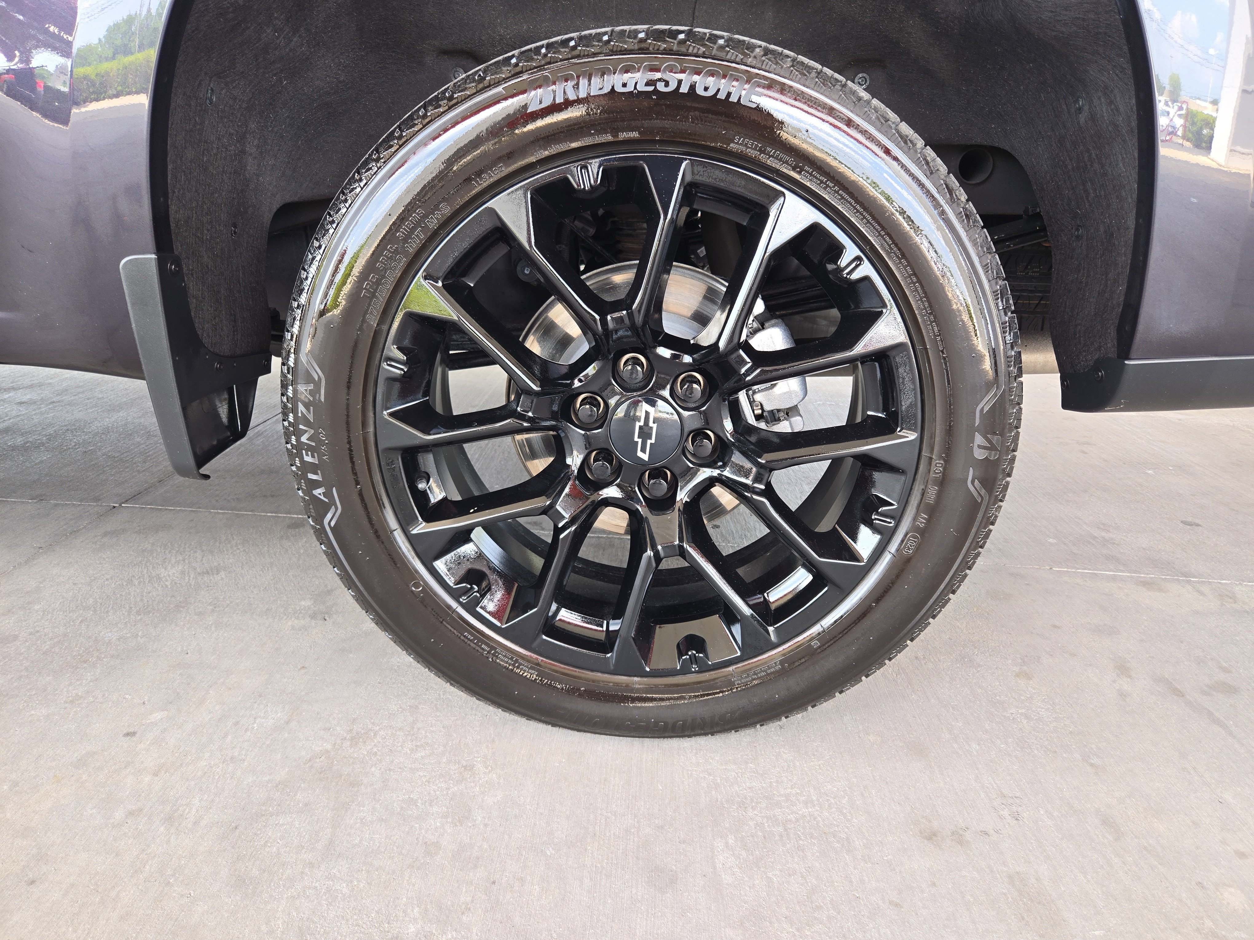 Used 2024 Chevrolet Silverado 1500 High Country w/ High Country Premium Package image 11