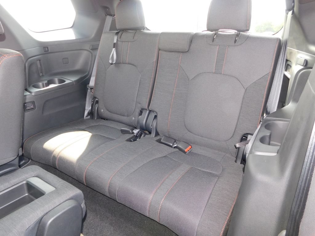 Used 2026 Honda Pilot Sport image 34