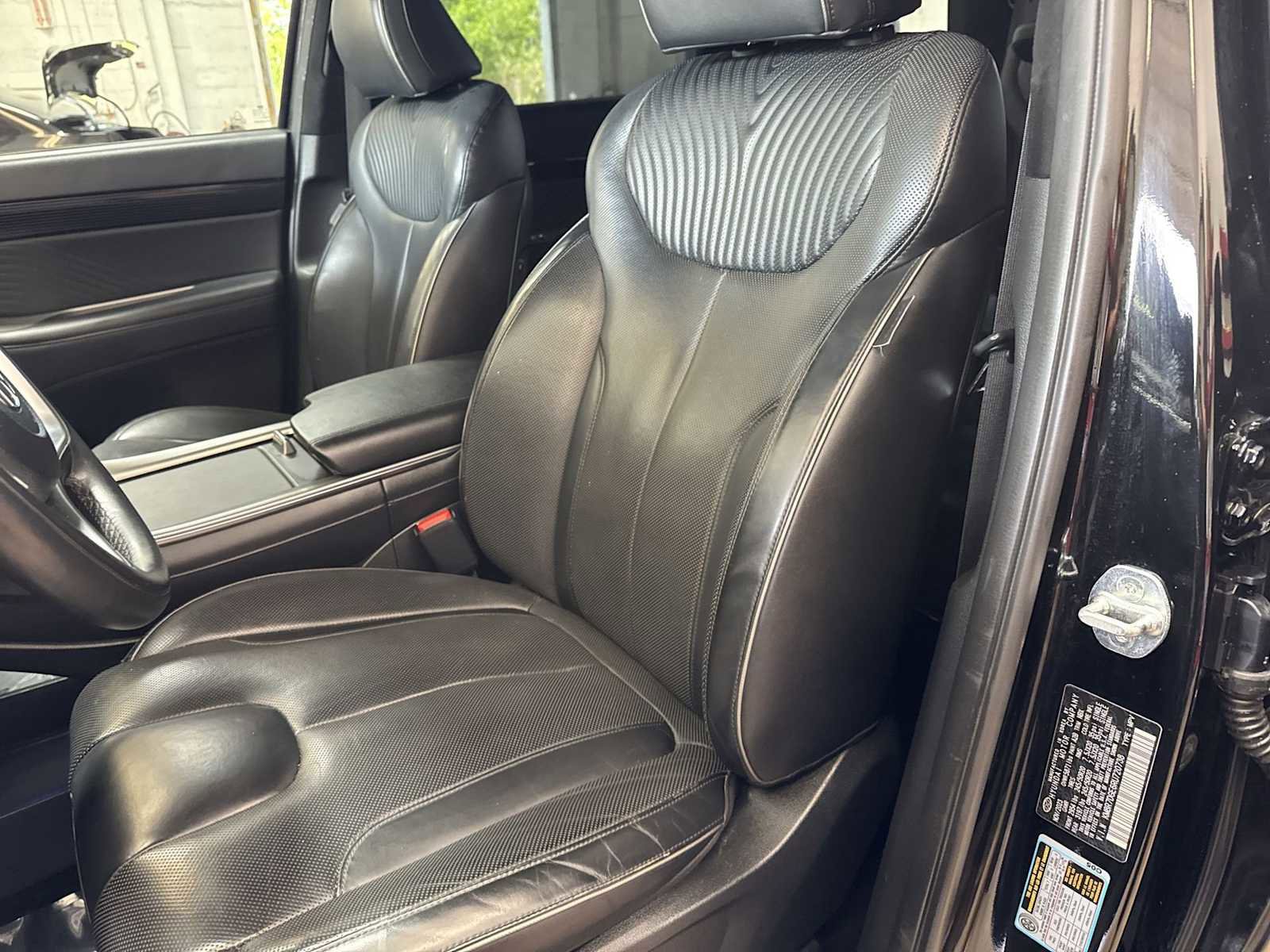Used 2024 Hyundai Palisade Calligraphy AWD/4WD image 16