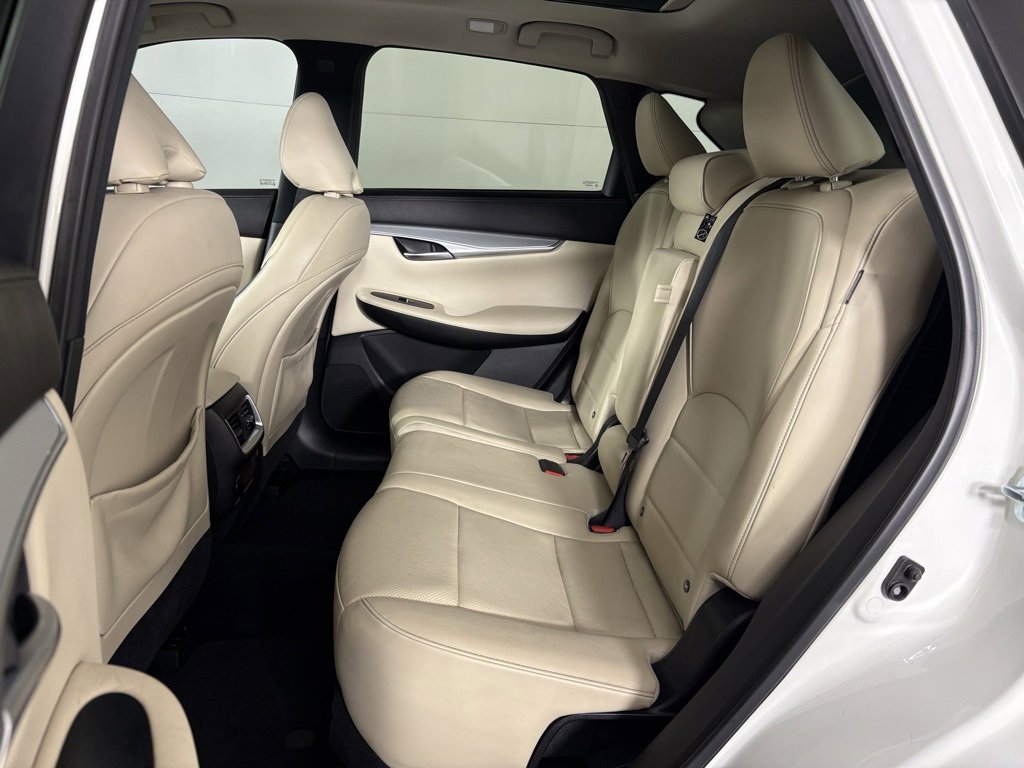 Used 2021 INFINITI QX50 Essential w/ Convenience Package image 36