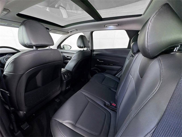 Used 2025 Hyundai Tucson Limited image 18