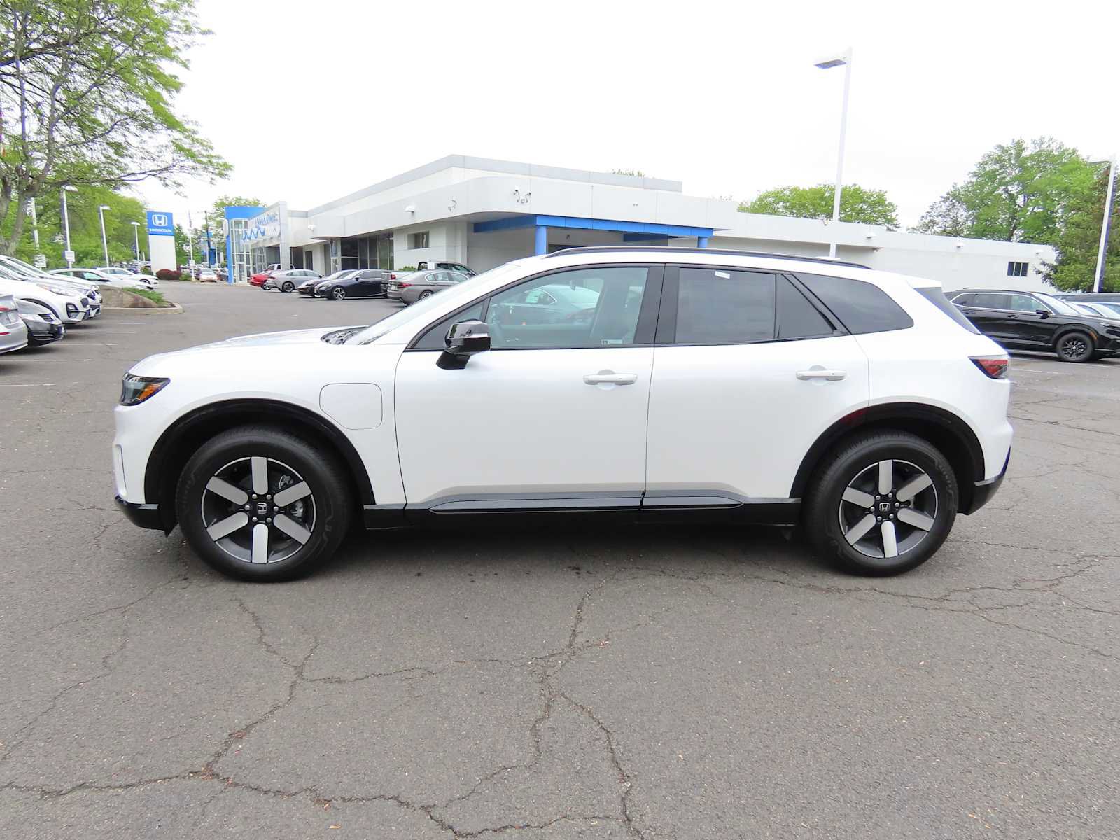 New 2026 Honda Prologue Touring image 3