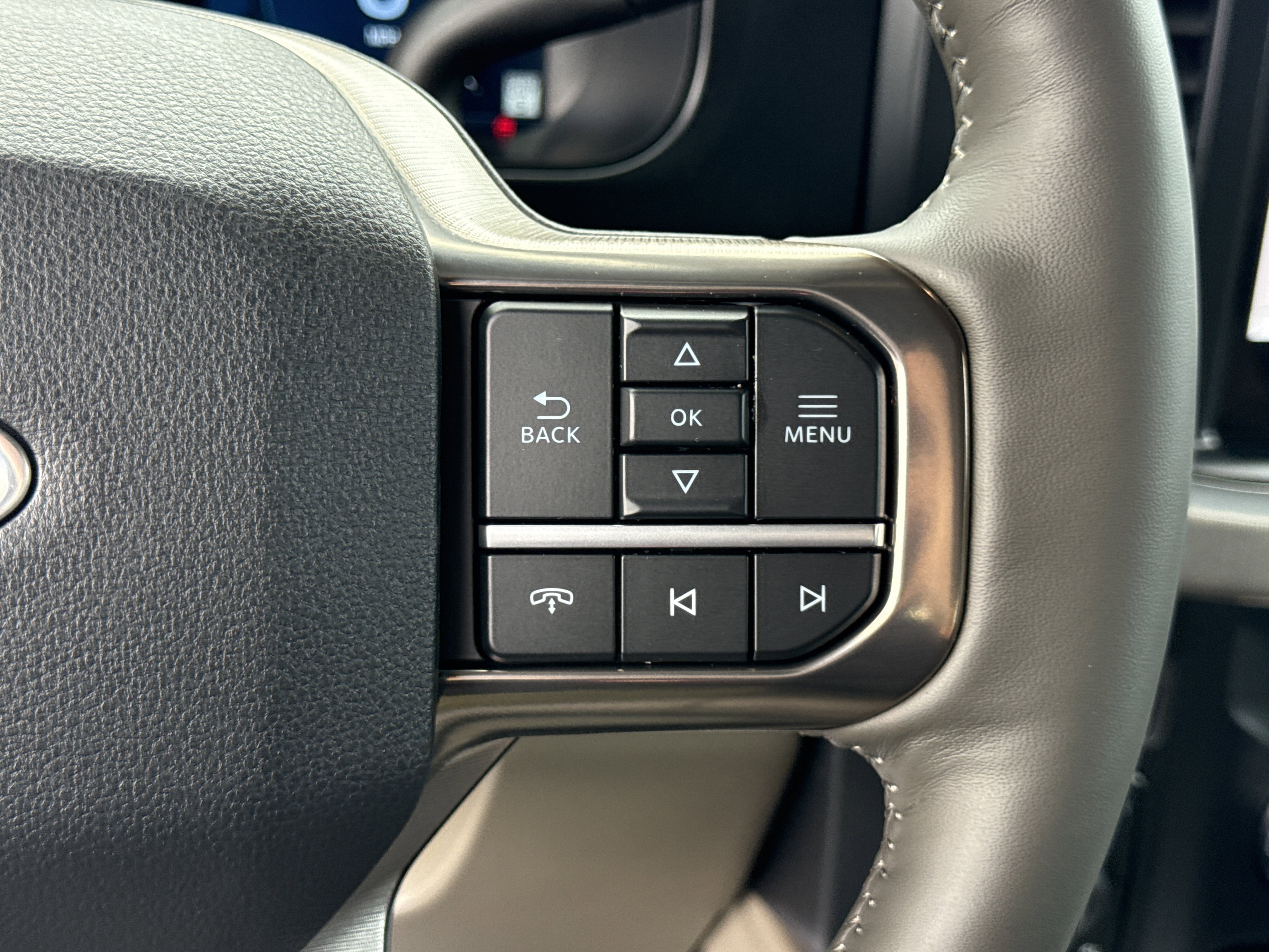 New 2026 Ford F350 Platinum w/ Platinum Plus Package image 28