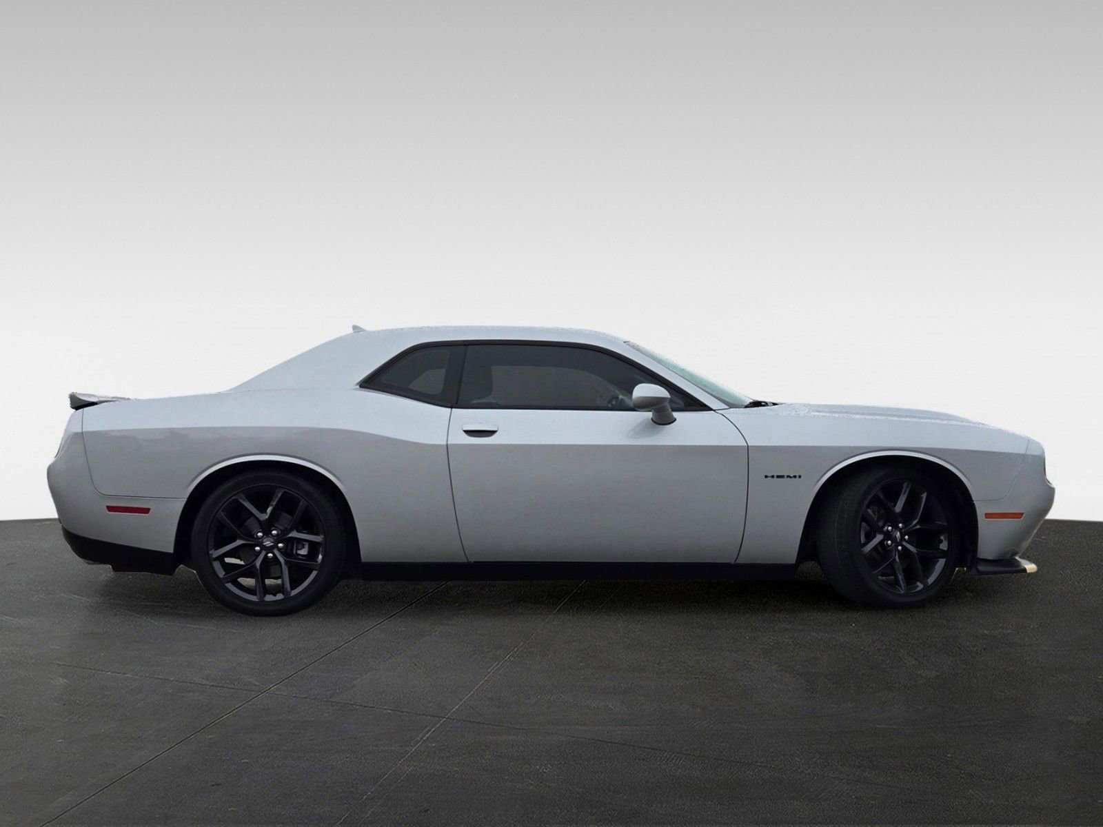 Used 2021 Dodge Challenger R/T w/ Blacktop Package image 3