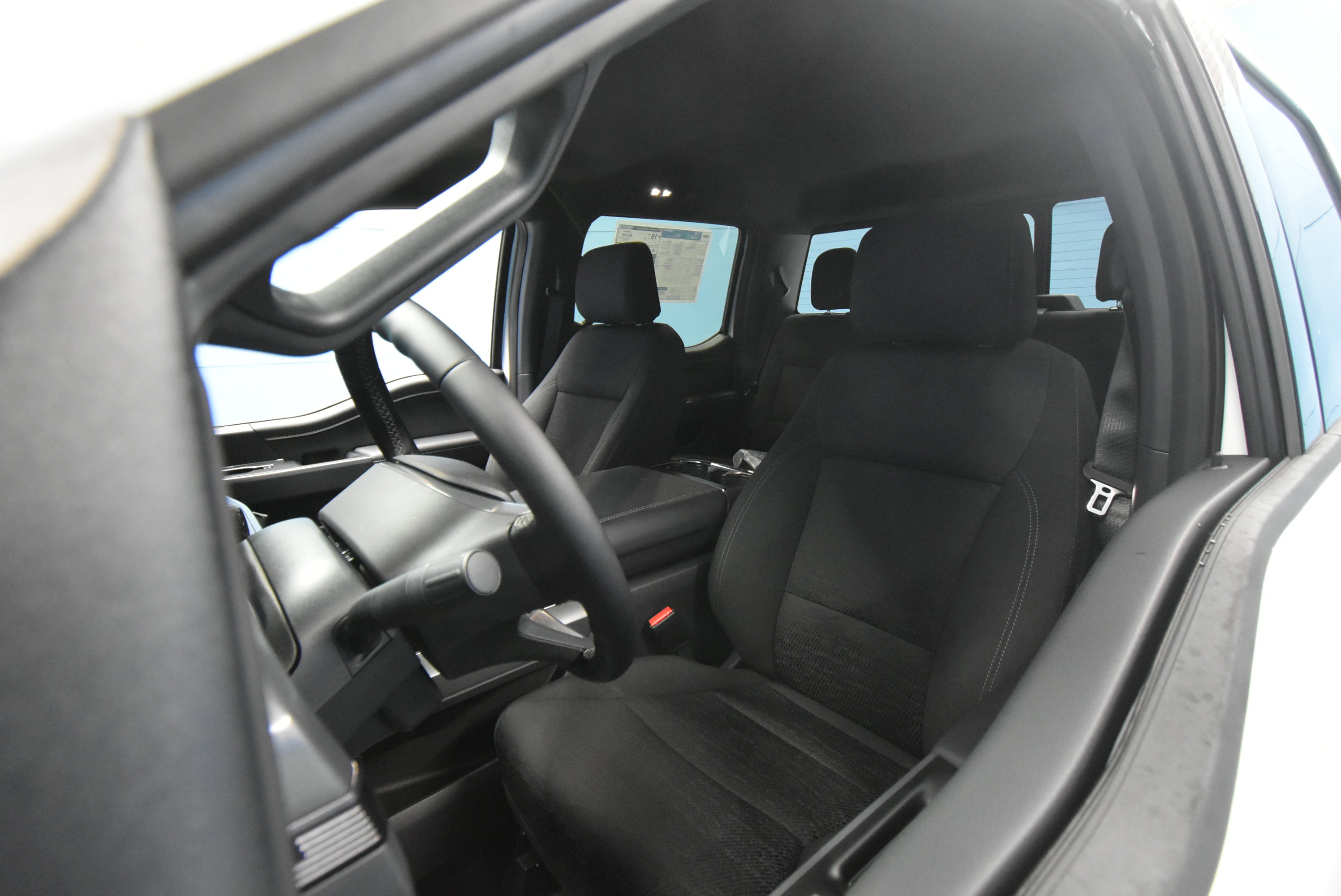 New 2025 Ford F150 XLT w/ Equipment Group 302A MID image 15