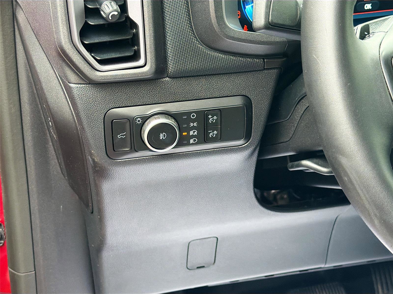 Used 2025 Ford Bronco Sport Badlands image 10