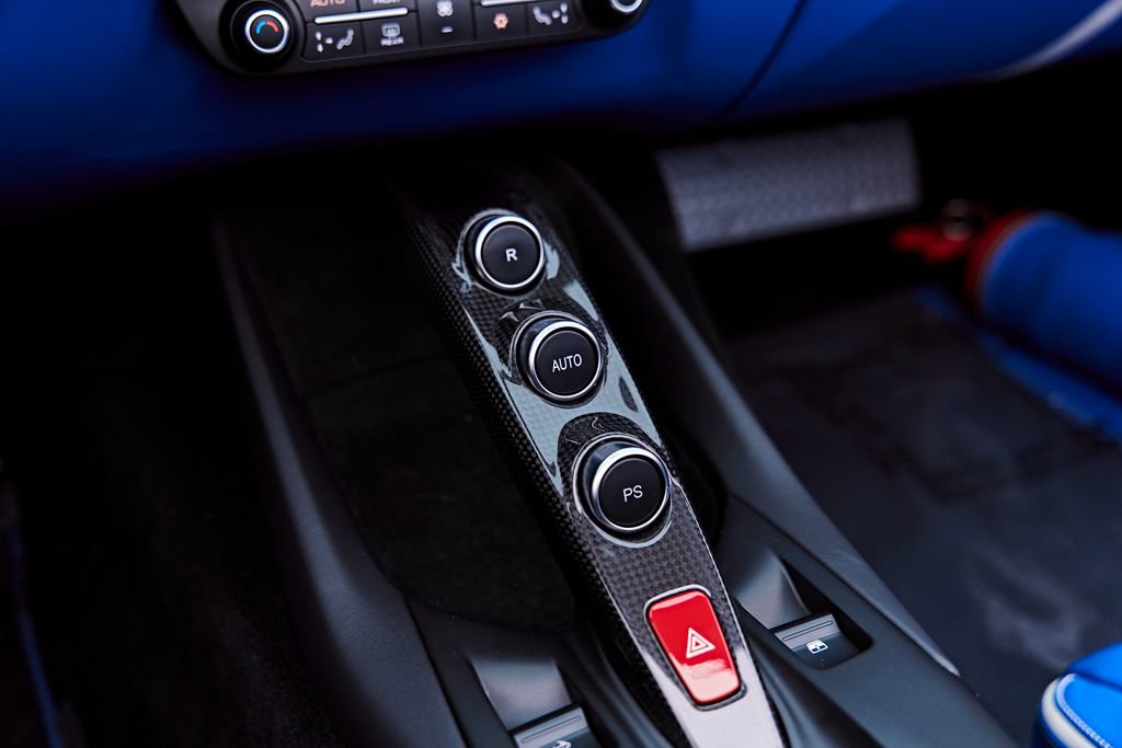 Used 2023 Ferrari 812 GTS RWD image 98