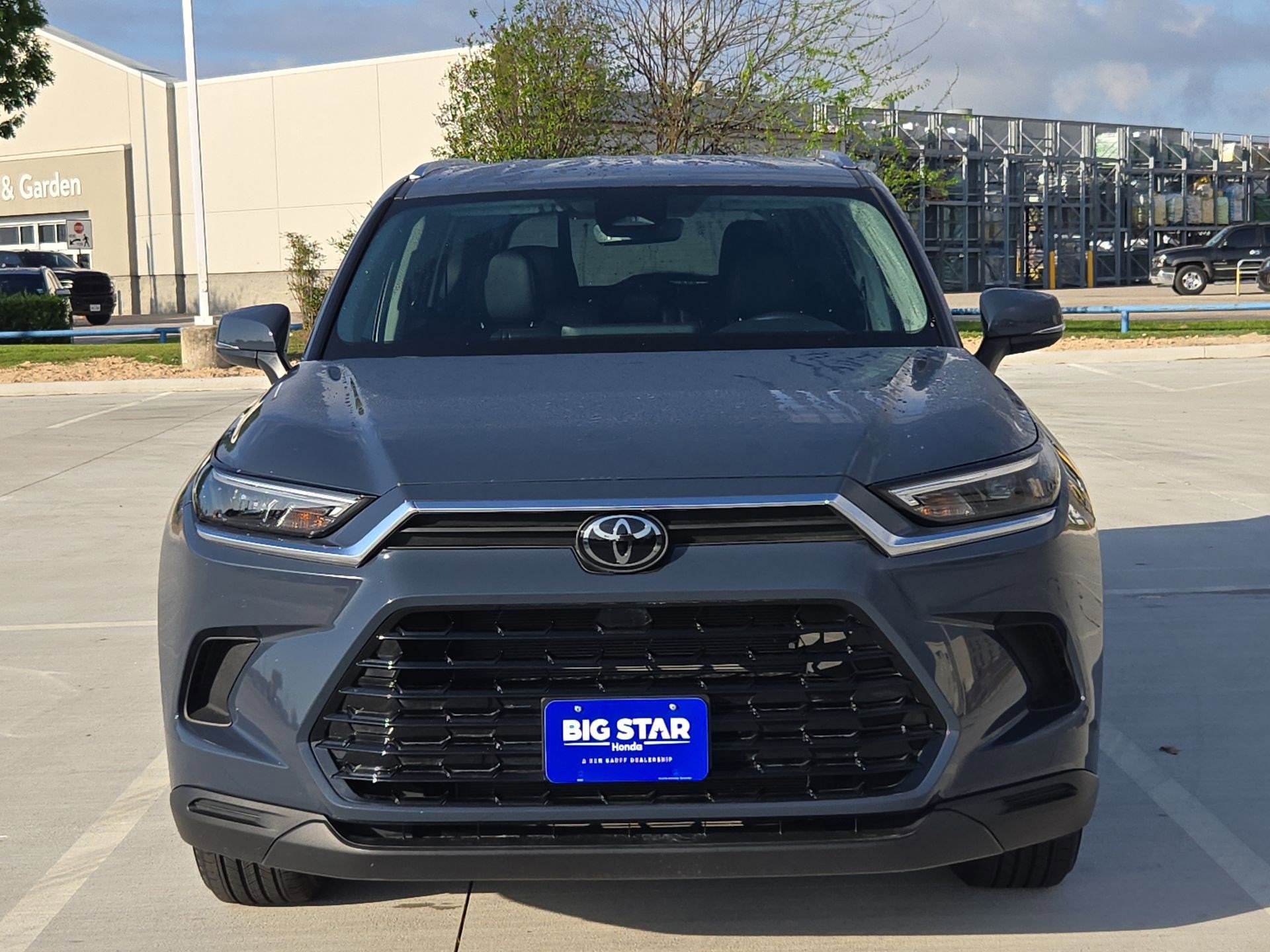 Used 2025 Toyota Grand Highlander FWD image 10