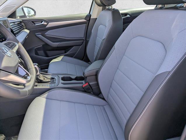 New 2026 Volkswagen Jetta SE FWD image 23