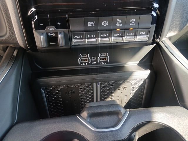 New 2026 RAM 4500 Laramie w/ Laramie Trim Package image 39