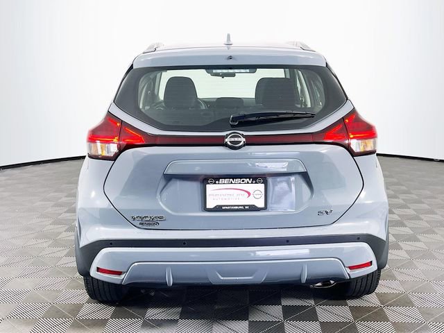 Used 2024 Nissan Kicks SV image 7