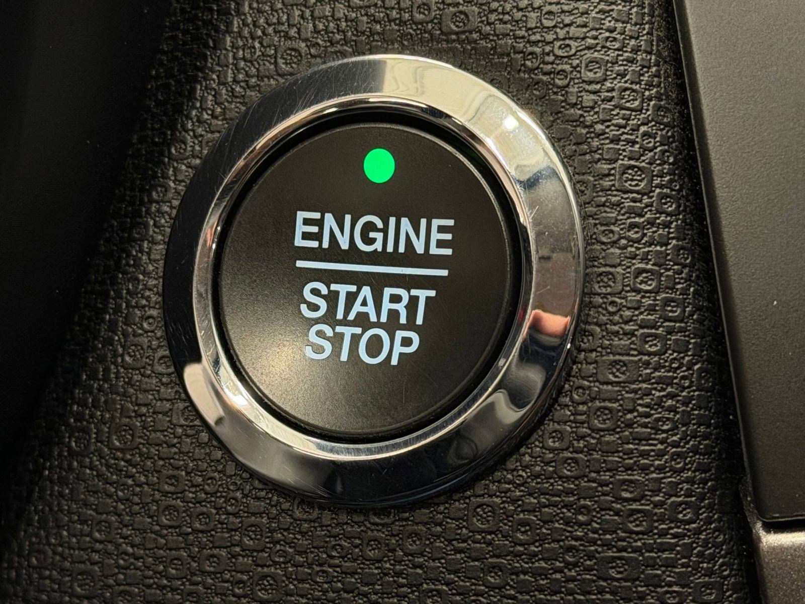 Used 2021 Ford EcoSport SE image 28