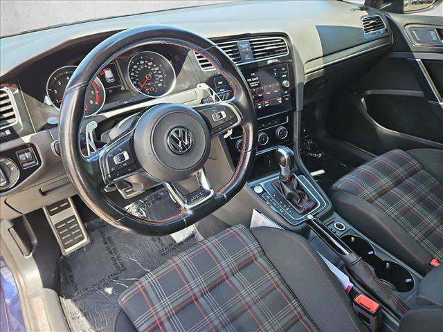 Used 2018 Volkswagen GTI SE FWD image 13
