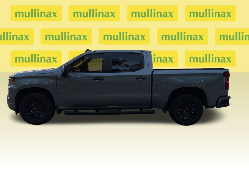 Used 2024 Chevrolet Silverado 1500 Custom w/ Turbomax Blackout Package RWD image 12
