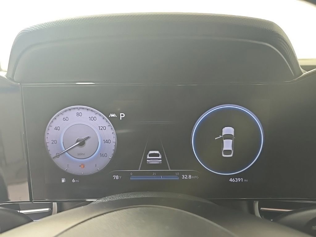 Used 2022 Hyundai Elantra Limited image 18