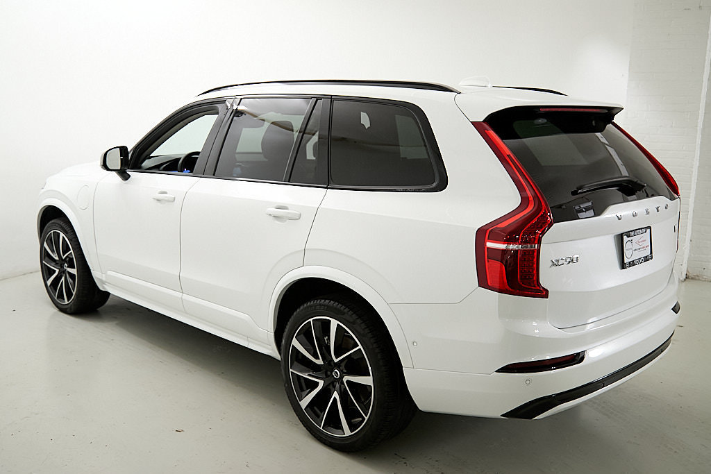 Used 2023 Volvo XC90 T8 Plus w/ Protection Package Premier AWD/4WD image 7