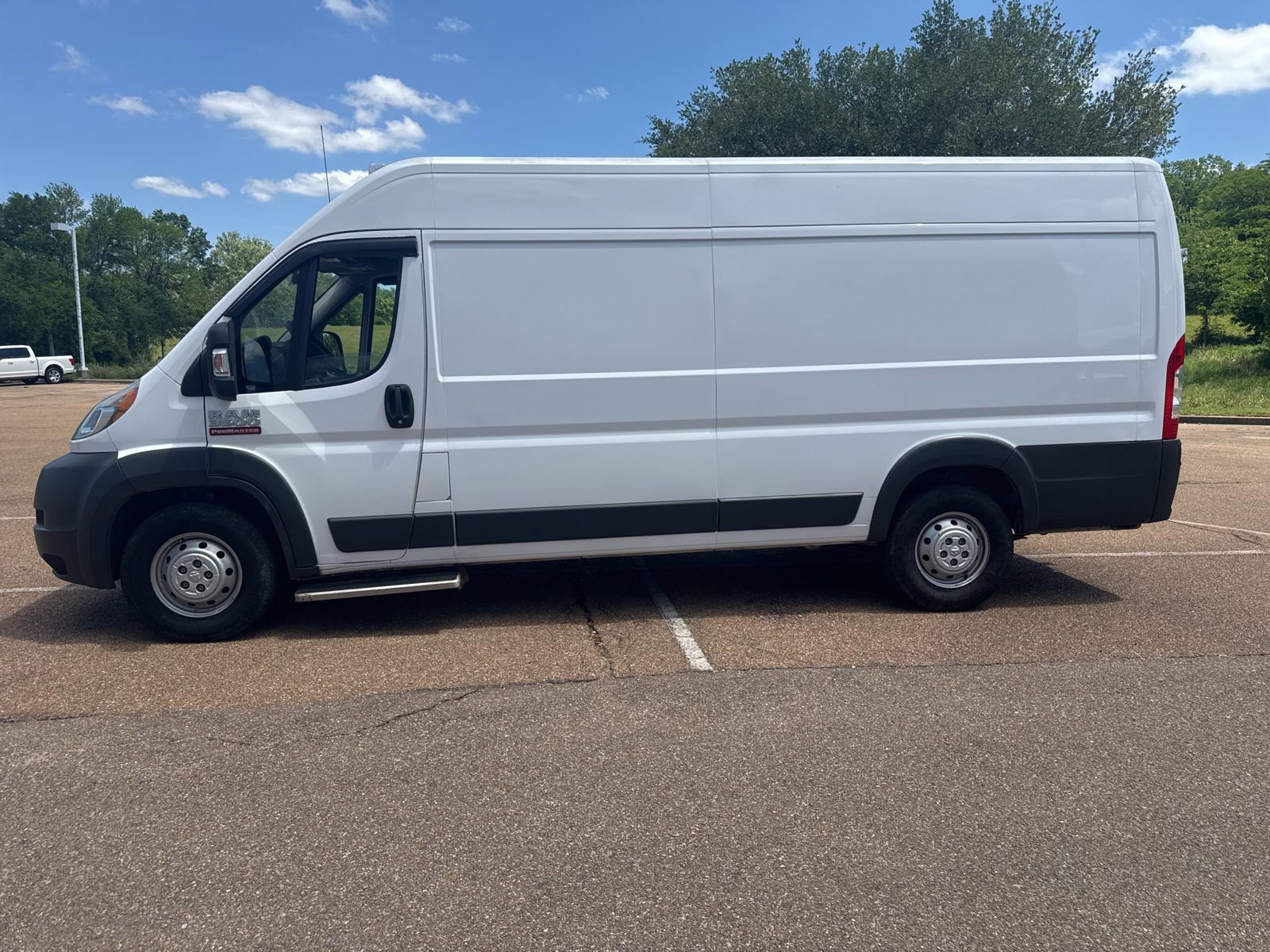Used 2017 RAM ProMaster 3500 w/ Interior Convenience Group image 4