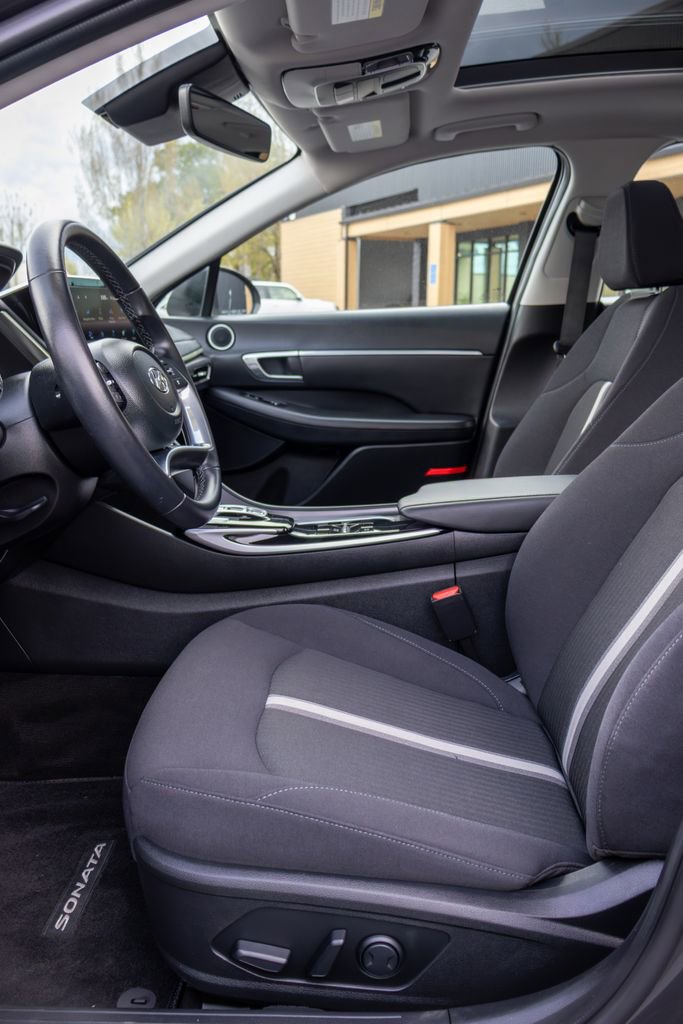 Certified 2023 Hyundai Sonata SEL w/ Convenience Package image 15