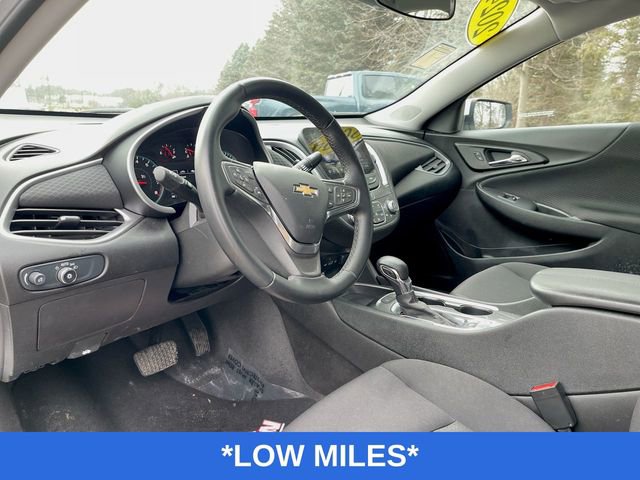 Used 2024 Chevrolet Malibu LT w/ Sport Edition image 11