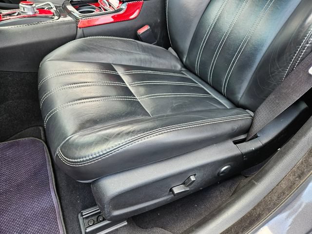 Used 2023 Chrysler 300 S RWD image 8