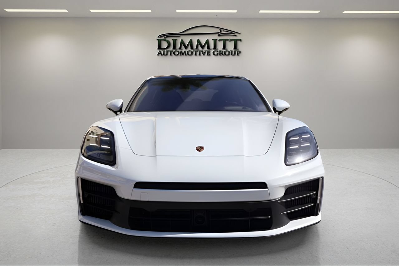 Used 2024 Porsche Panamera RWD image 8