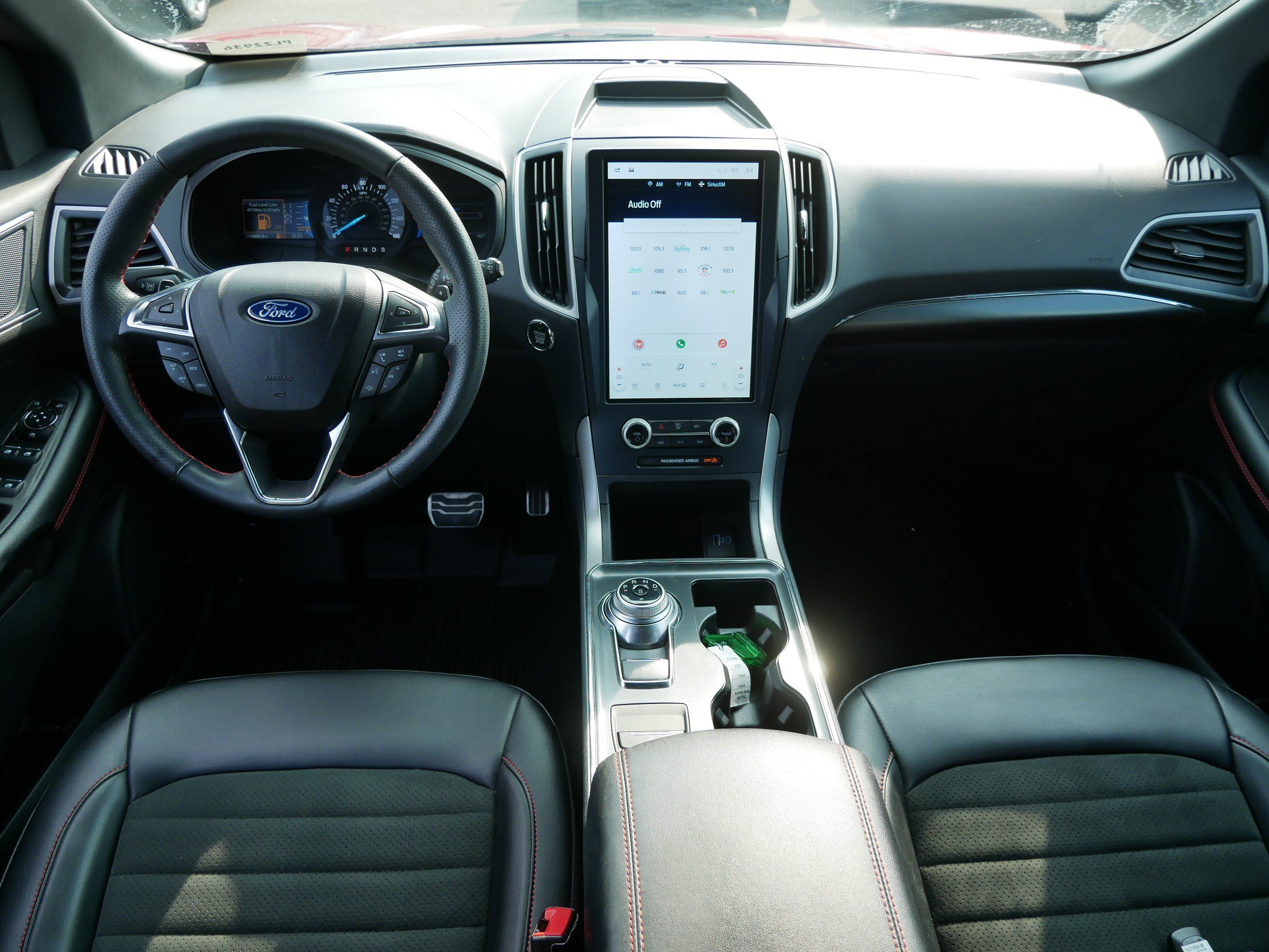 Used 2023 Ford Edge ST-Line w/ Class II Trailer Tow Package AWD/4WD image 10