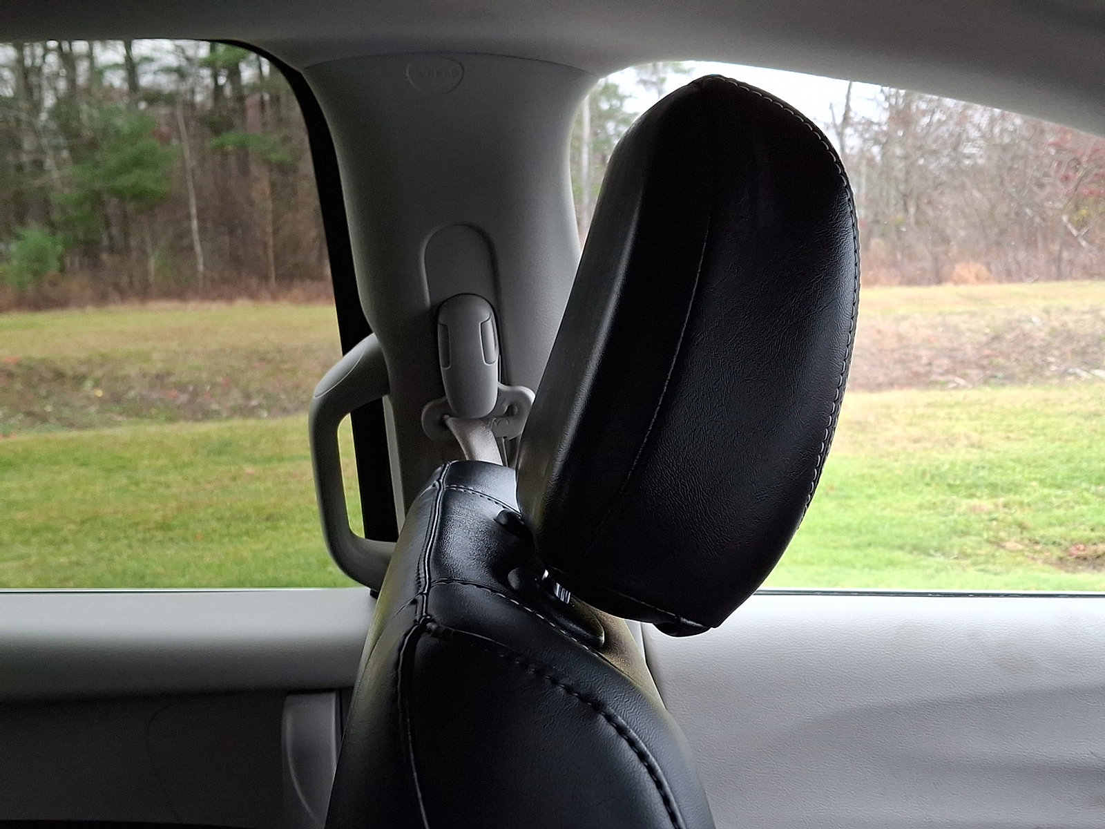 Used 2024 Chrysler Pacifica Select image 13