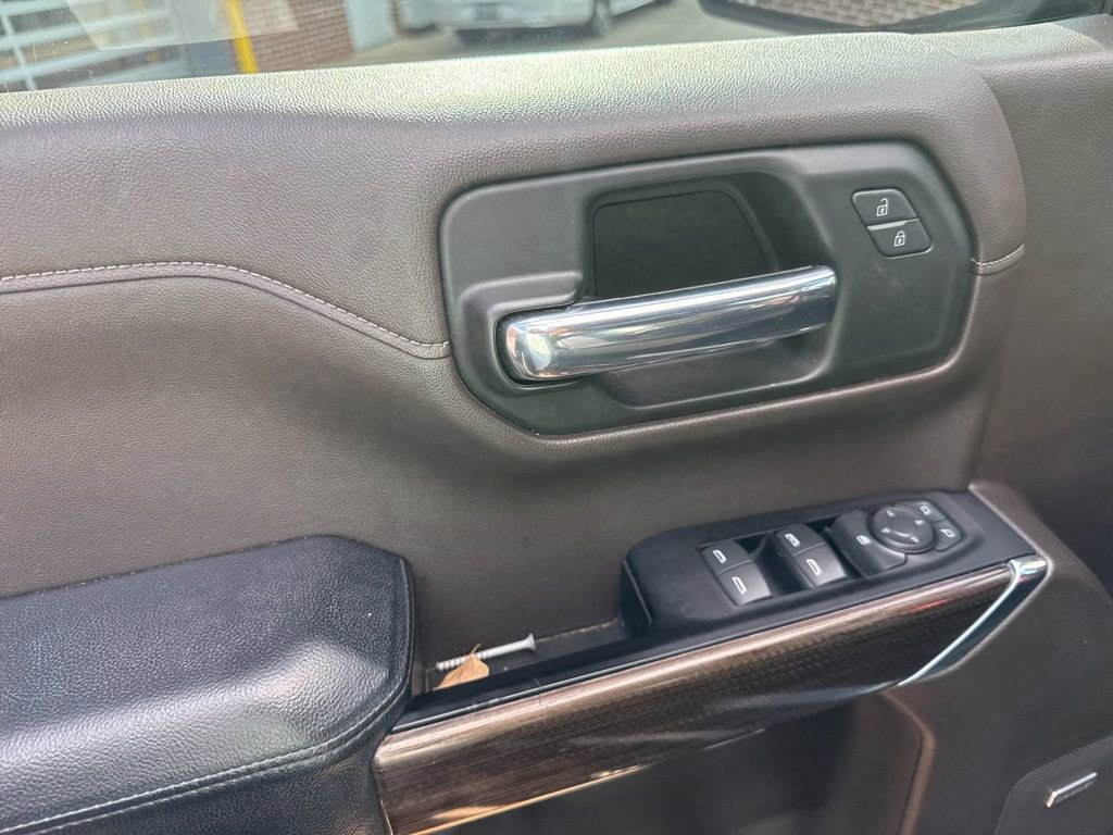 Used 2019 Chevrolet Silverado 1500 LT Trail Boss image 6