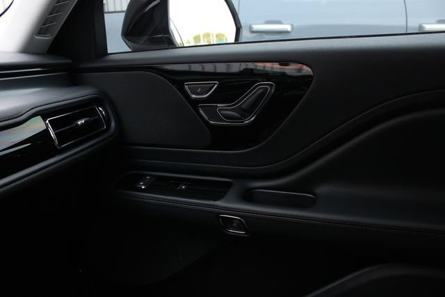 New 2026 Lincoln Aviator AWD image 49