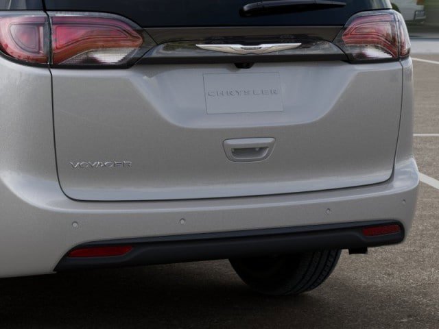 New 2026 Chrysler Voyager LX image 13