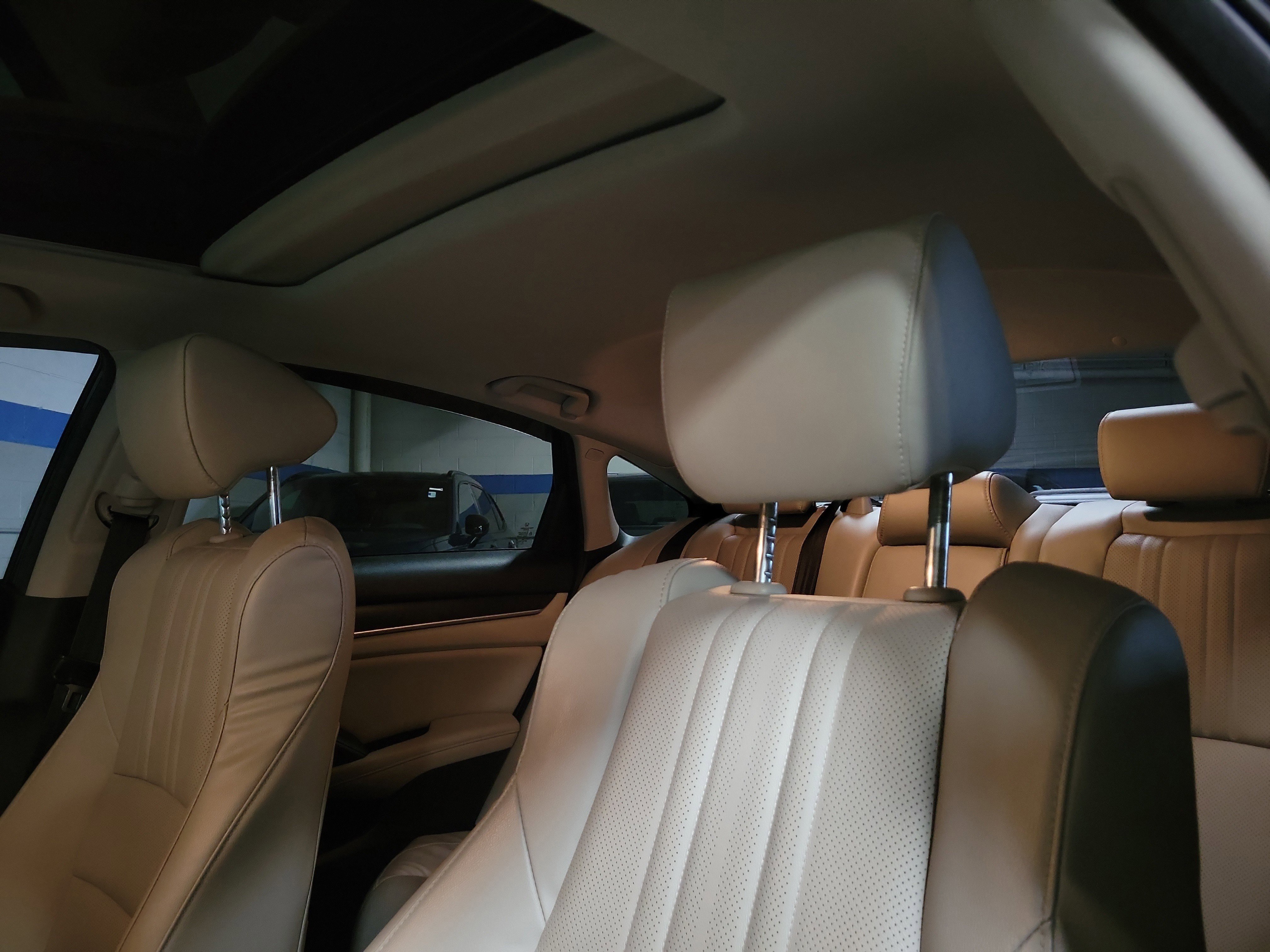 Used 2018 Honda Accord EX-L image 16