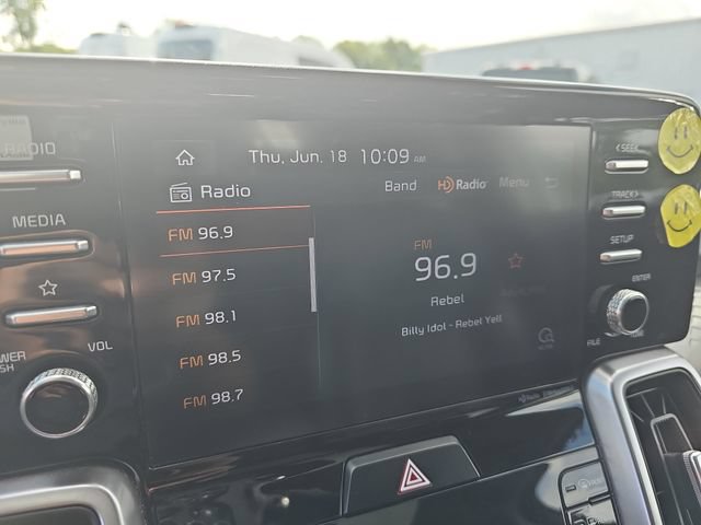 Used 2021 Kia Sorento EX FWD image 19