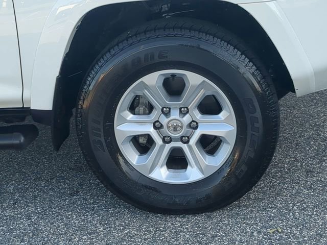 Certified 2022 Toyota 4Runner SR5 Premium image 11