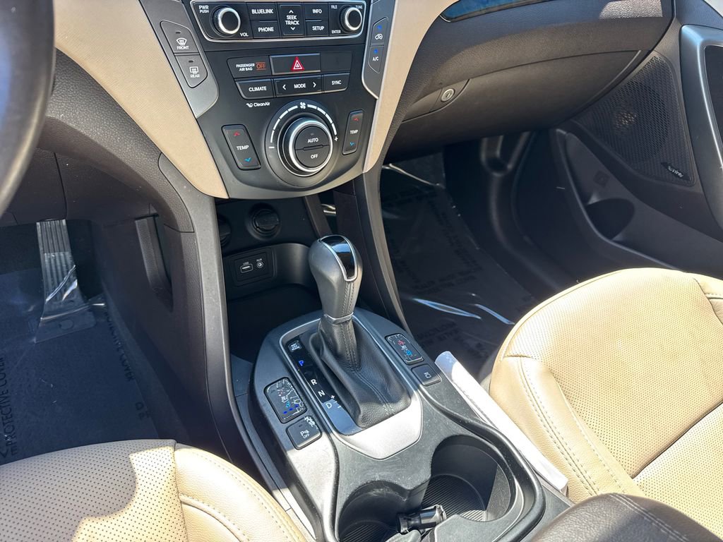 Used 2017 Hyundai Santa Fe Sport w/ 2.4L Tech Package 04 FWD image 30