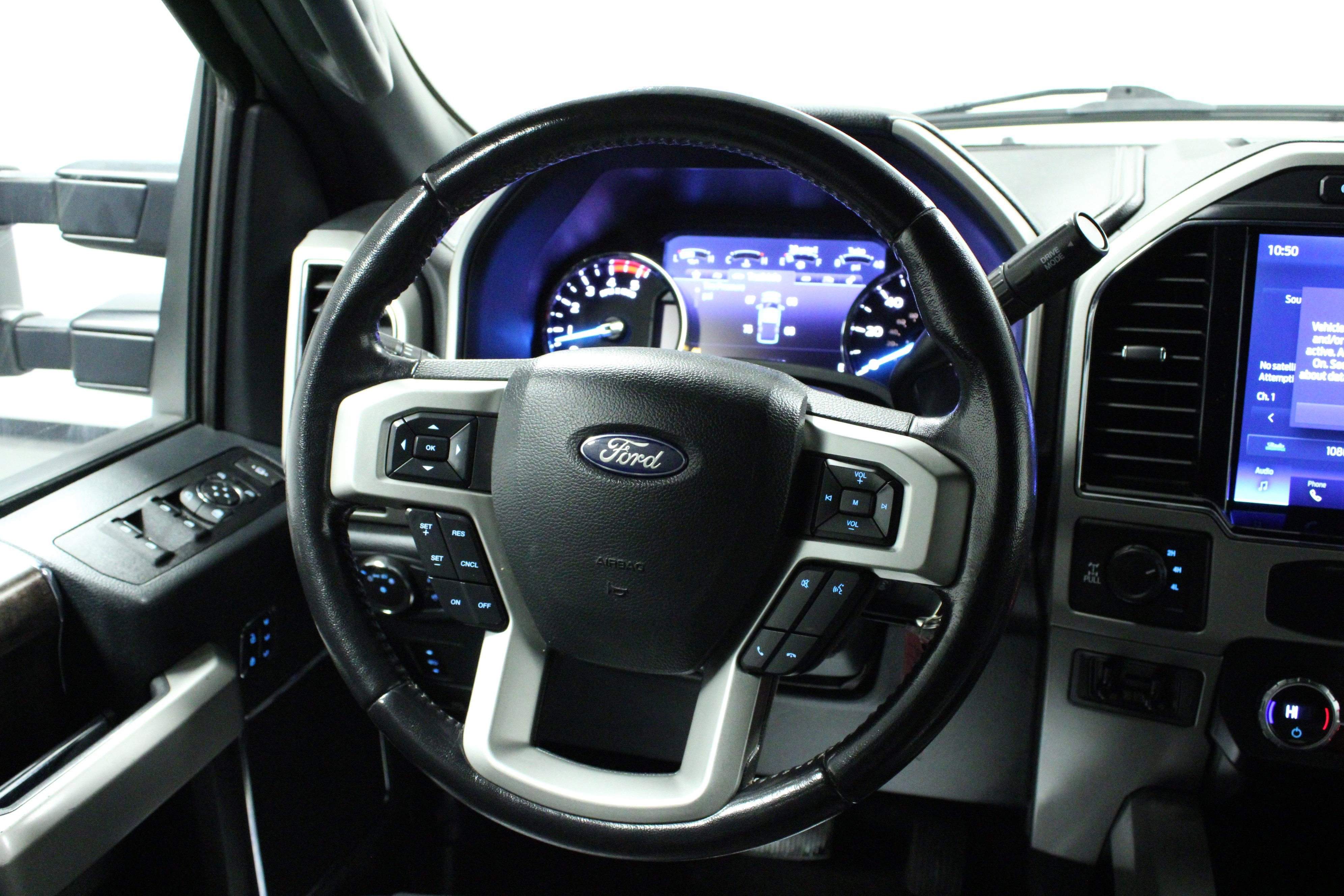 Used 2022 Ford F350 Lariat image 16