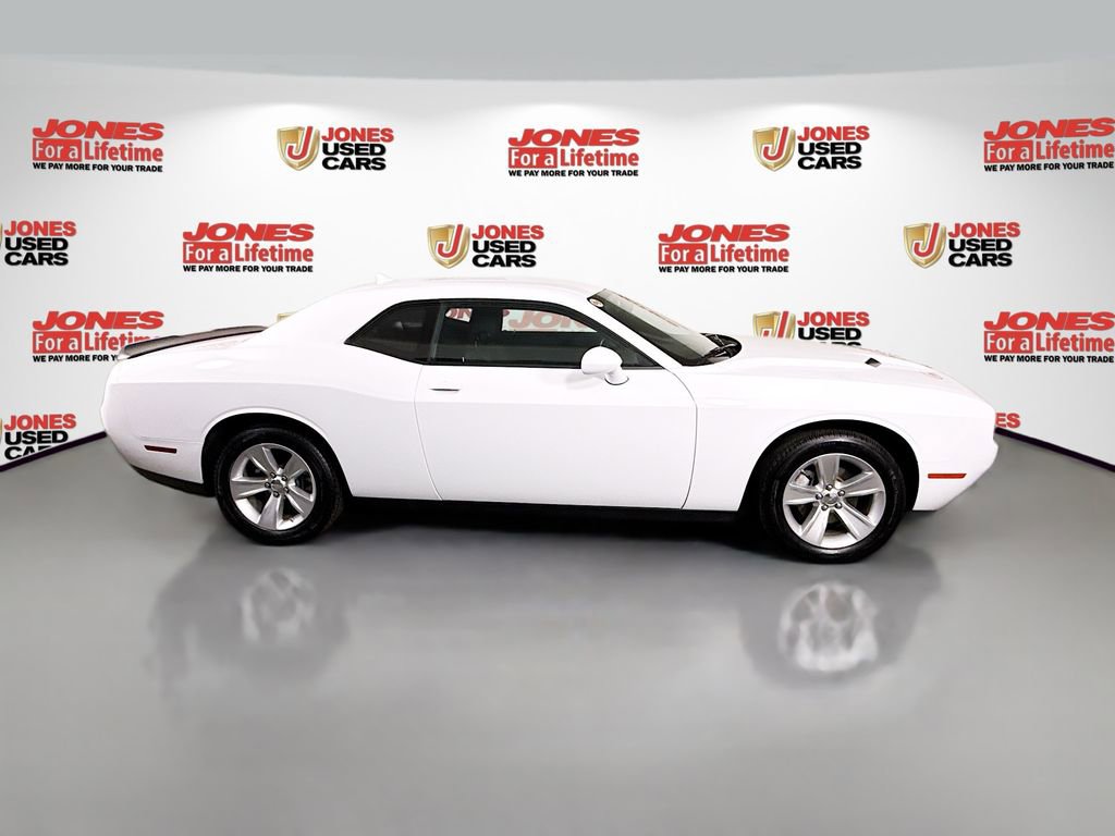 Used 2023 Dodge Challenger SXT w/ Cold Weather Group image 17