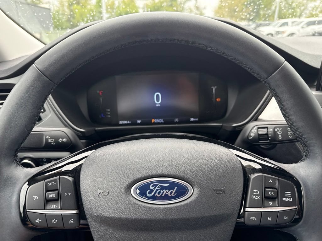Used 2023 Ford Escape Active AWD/4WD image 9