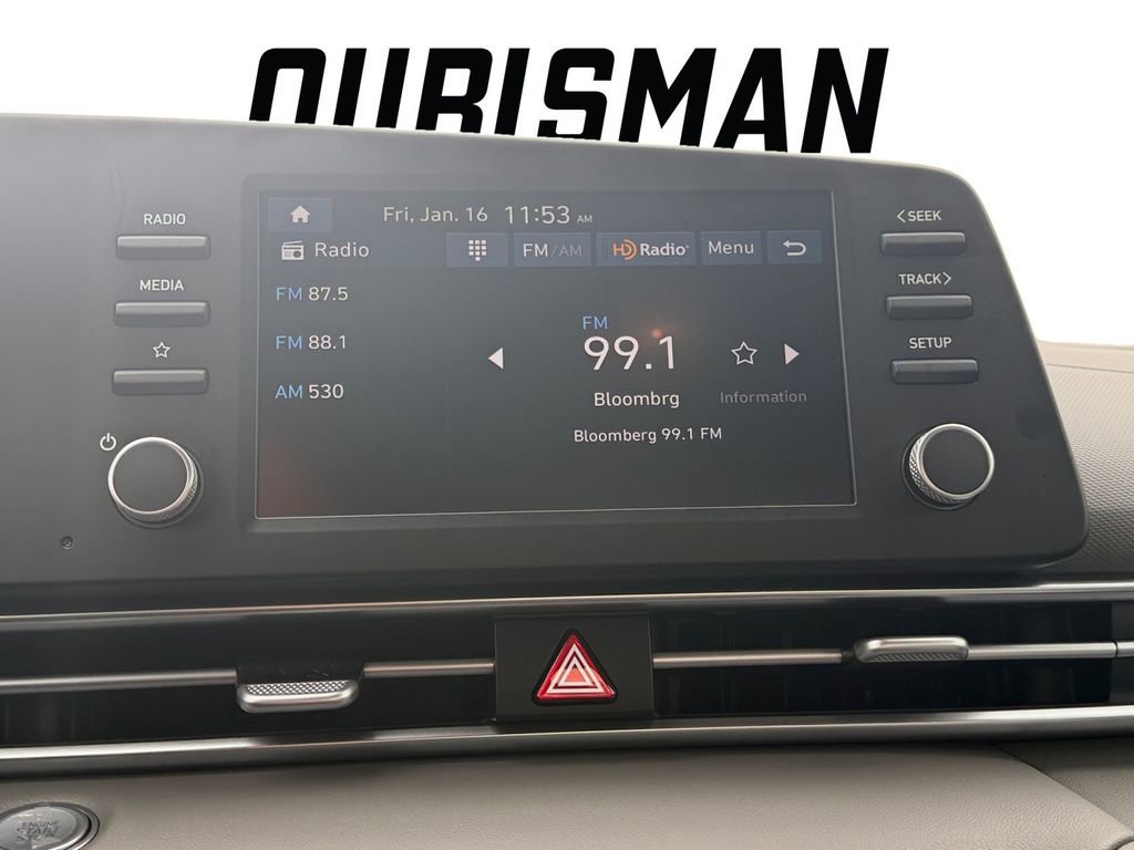 Certified 2025 Hyundai Elantra Sport image 22